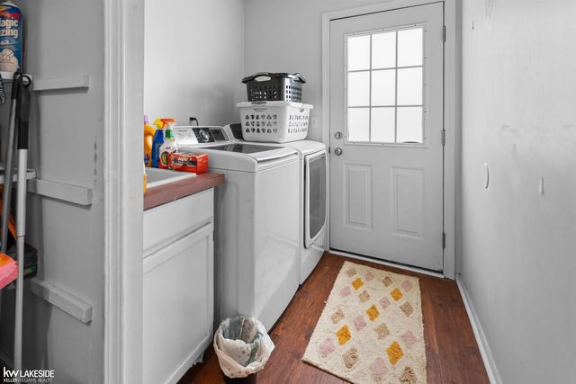 44500 Manitou Drive, Clinton Township, MI 48038