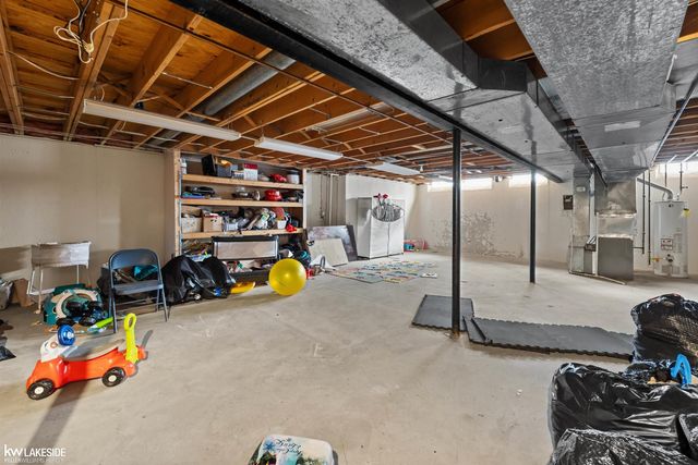 44500 Manitou Drive, Clinton Township, MI 48038