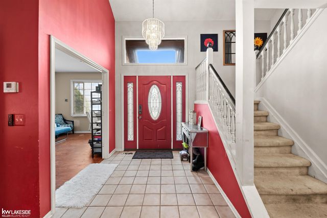 44500 Manitou Drive, Clinton Township, MI 48038