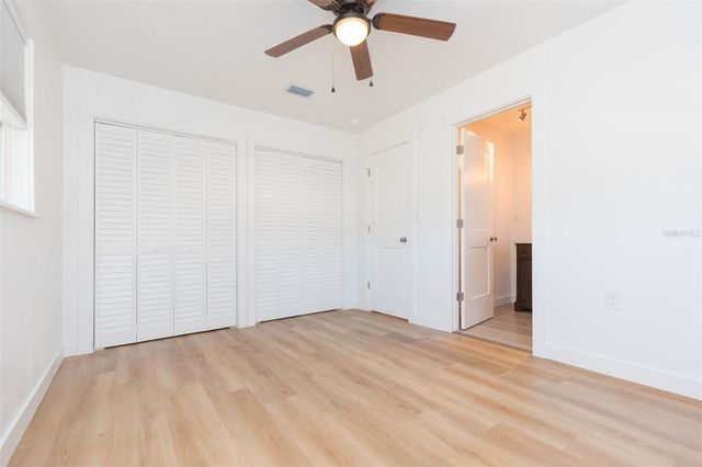 5543 19TH STREET, Zephyrhills, FL 33542