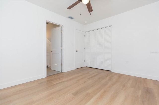 5543 19TH STREET, Zephyrhills, FL 33542