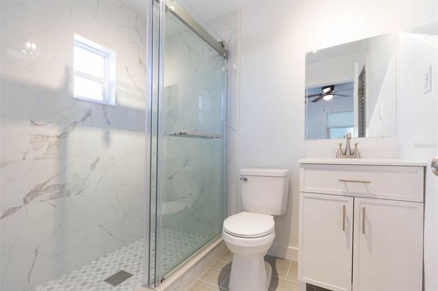 5543 19TH STREET, Zephyrhills, FL 33542