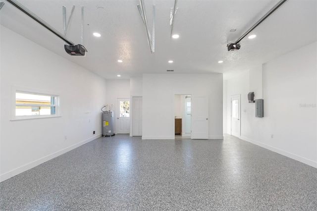 5543 19TH STREET, Zephyrhills, FL 33542