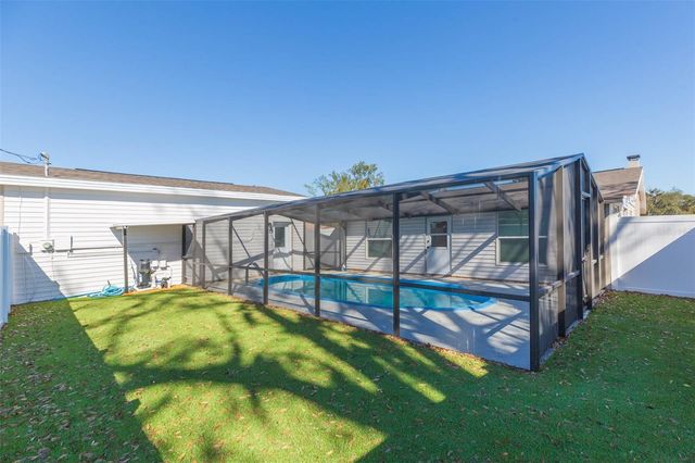 5543 19TH STREET, Zephyrhills, FL 33542