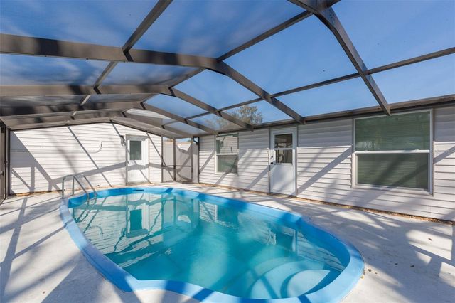 5543 19TH STREET, Zephyrhills, FL 33542