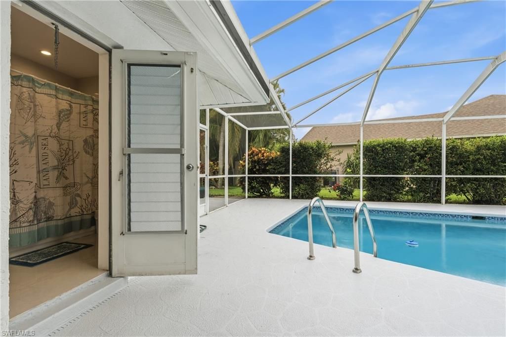 Image 27 of property listing at 4129 Country Club BLVD, Cape Coral, FL 33904