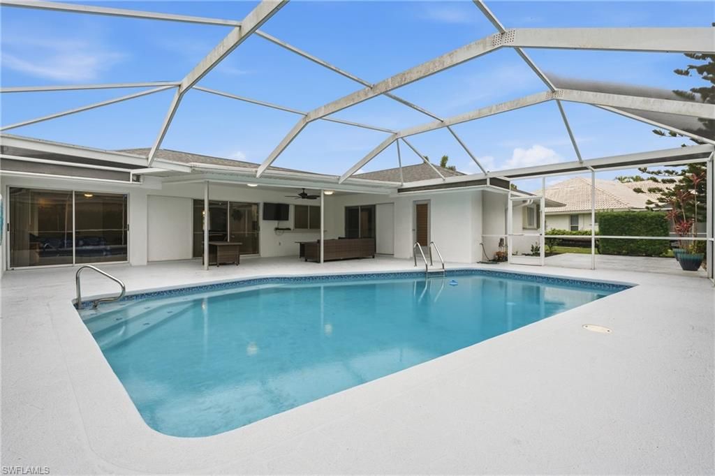Image 31 of property listing at 4129 Country Club BLVD, Cape Coral, FL 33904