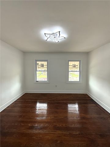 1312 2nd Ave, Beaver Falls, PA 15010