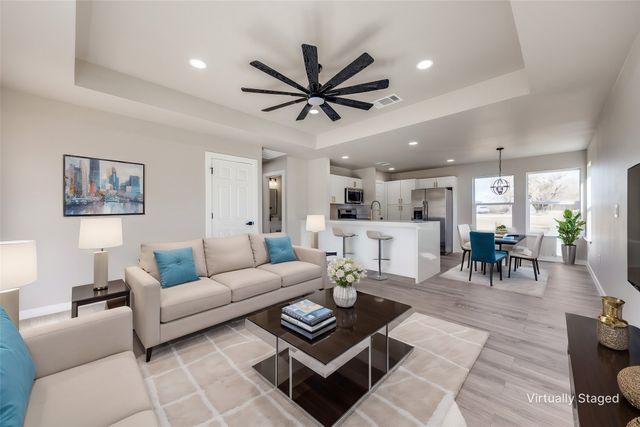 228 W Cardinal, Ector, TX 75439