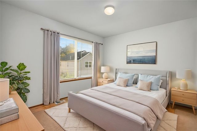248 Ferndale Court NE, Renton, WA 98056