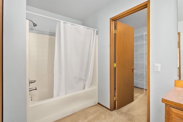 248 Ferndale Court NE, Renton, WA 98056