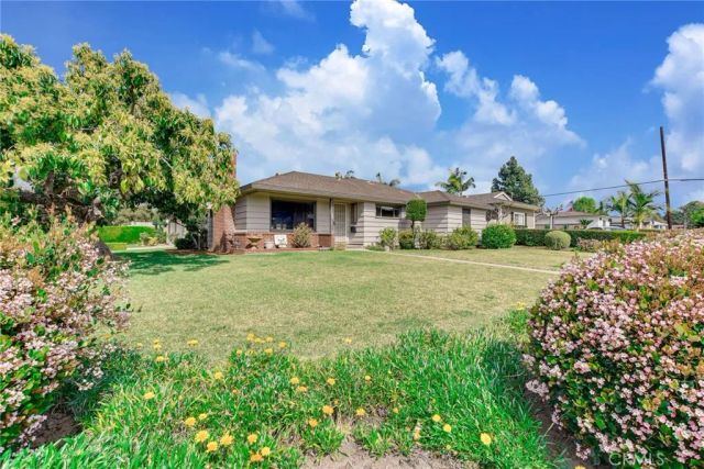 725 W Orangepath, Glendora, CA 91741