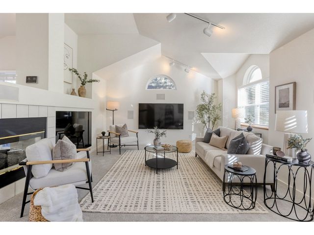 301 Fairfield Ln, Louisville, CO 80027