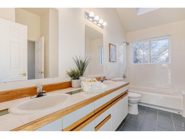 301 Fairfield Ln, Louisville, CO 80027