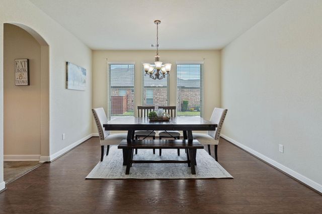 10114 N Whimbrel Circle, Conroe, TX 77385