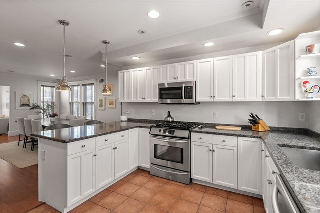 320 Concord Ave 320, Cambridge, MA 02138