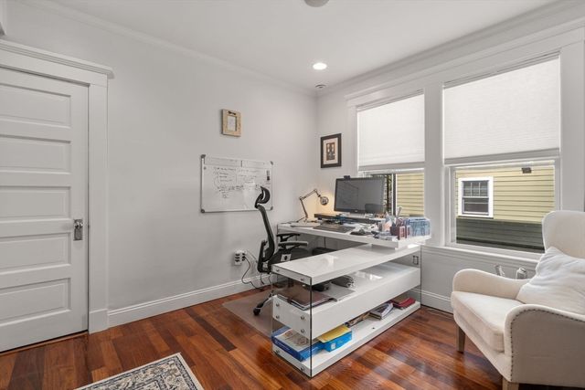 320 Concord Ave 320, Cambridge, MA 02138