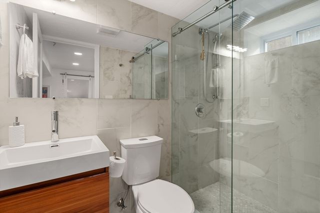 320 Concord Ave 320, Cambridge, MA 02138