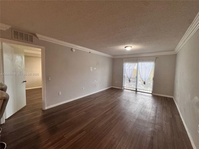 9909 Westwood Drive 16-1, Tamarac, FL 33321