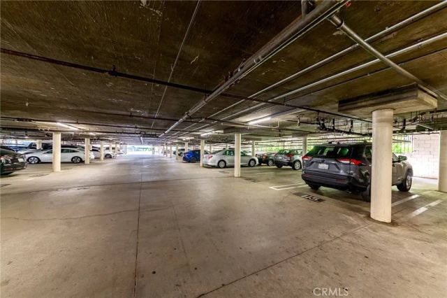 5550 Owensmouth Avenue 120, Woodland Hills, CA 91367