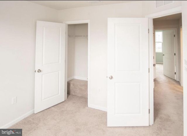 110 NELSON LN, Pottstown, PA 19464