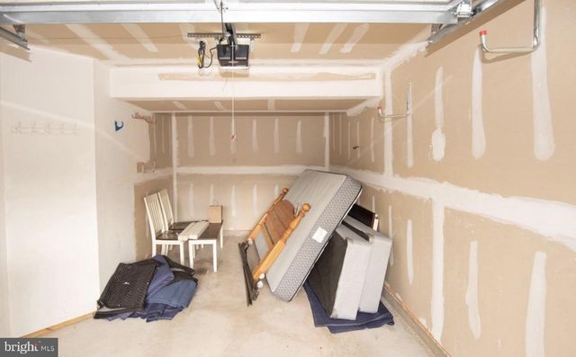 110 NELSON LN, Pottstown, PA 19464