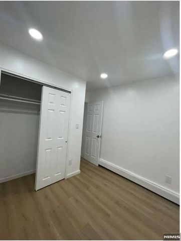 2200 Paterson Plank Road 25, North Bergen, NJ 07047