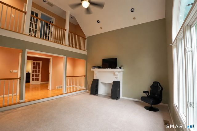 14 Brae Loch Way, Shelton, CT 06484