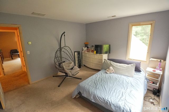 14 Brae Loch Way, Shelton, CT 06484