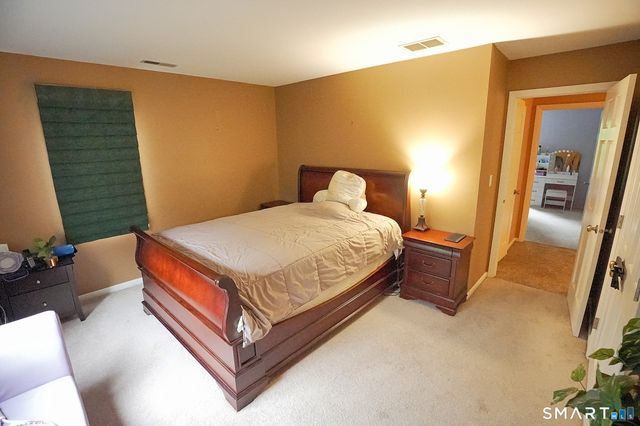 14 Brae Loch Way, Shelton, CT 06484