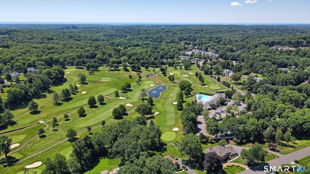 14 Brae Loch Way, Shelton, CT 06484