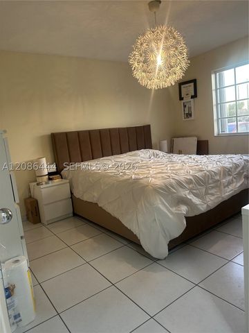 17223 NW 74th Ct, Hialeah, FL 33015