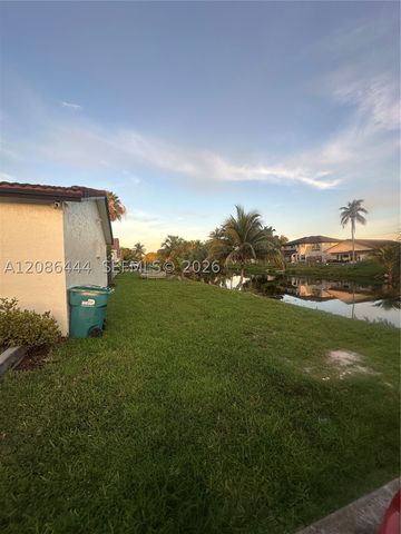 17223 NW 74th Ct, Hialeah, FL 33015