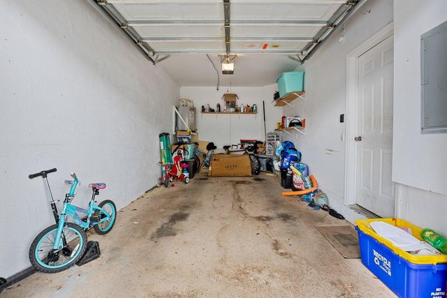 1955 Alamanda Way, Riviera Beach, FL 33404