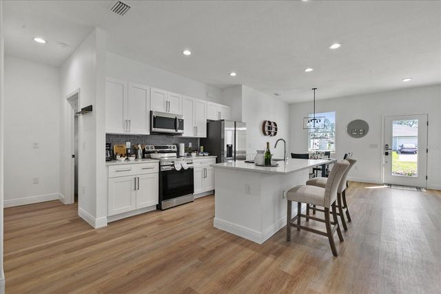 16451 STRAUSS AVENUE, Port Charlotte, FL 33954