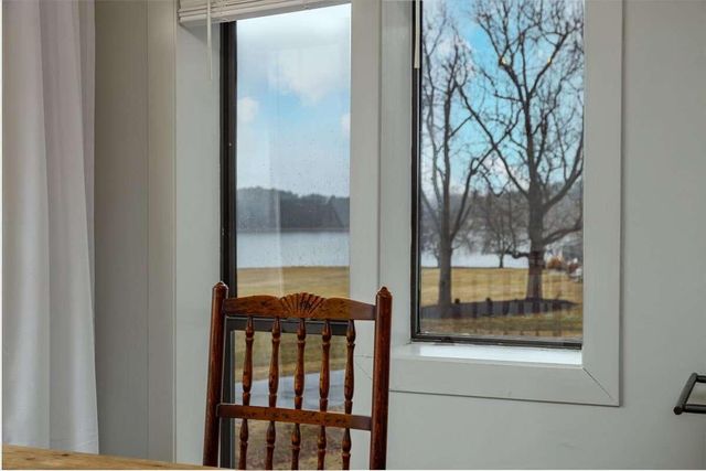 25 Clubhouse Towers Cir Unit 709, Moneta, VA 24121