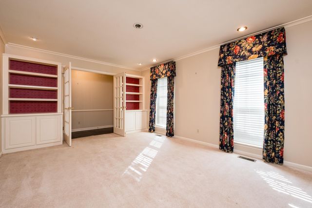 9704 Catskill Road, Little Rock, AR 72227