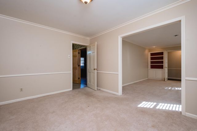 9704 Catskill Road, Little Rock, AR 72227