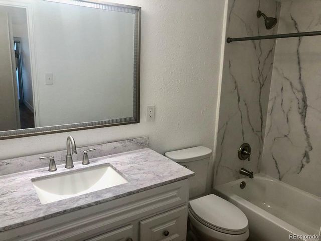 800 N Washington St N 204, Denver, CO 80203