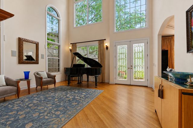 1925 Turtle Bay Road, Vernon Hills, IL 60061