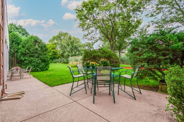 1925 Turtle Bay Road, Vernon Hills, IL 60061