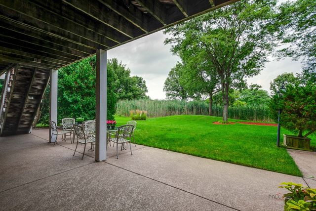 1925 Turtle Bay Road, Vernon Hills, IL 60061