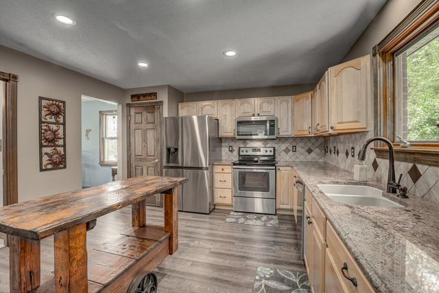 7458 Stonehouse Road, Melbourne, KY 41059