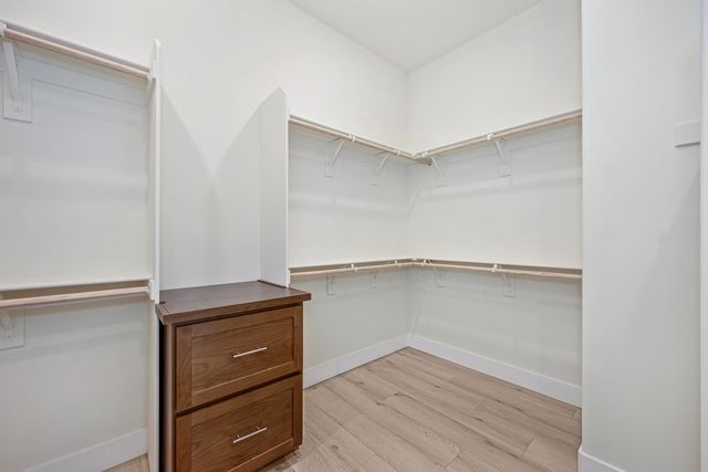 1332 Bear Creek Dr, Rocklin, CA 95765
