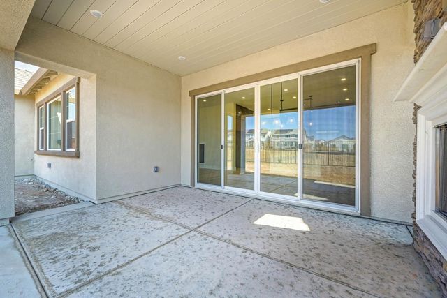 1332 Bear Creek Dr, Rocklin, CA 95765