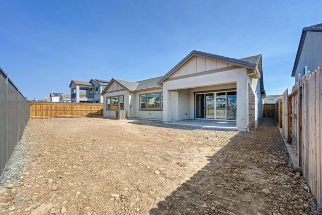 1332 Bear Creek Dr, Rocklin, CA 95765