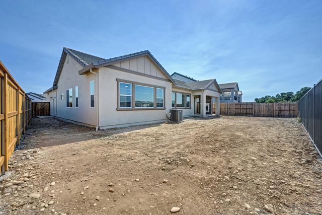 1332 Bear Creek Dr, Rocklin, CA 95765
