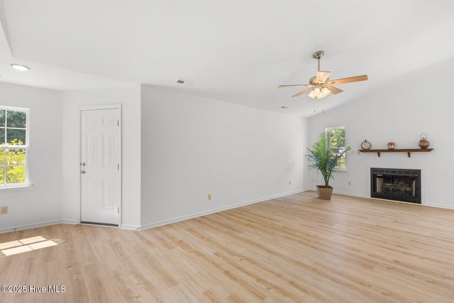 240 S Creek Drive, Jacksonville, NC 28540