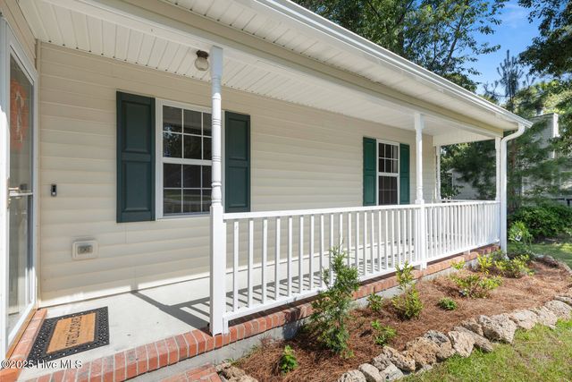 240 S Creek Drive, Jacksonville, NC 28540