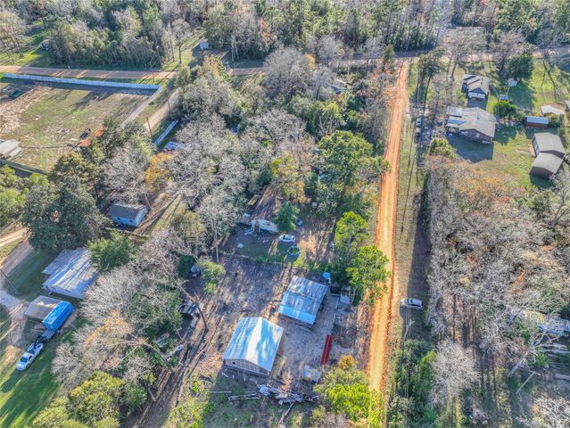 186 Baletka Boulevard, Livingston, TX 77351